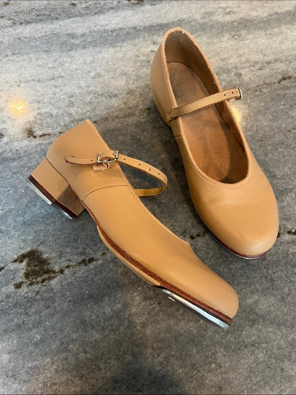 Bloch Leather Tan Tap on Tap Dancing Shoes size 9 Women